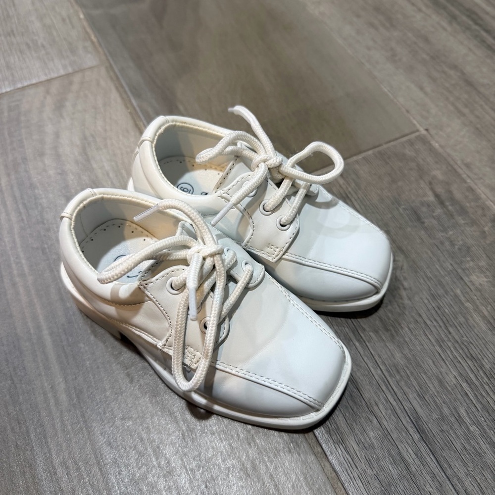 Elegant White Kids Dress Shoes
